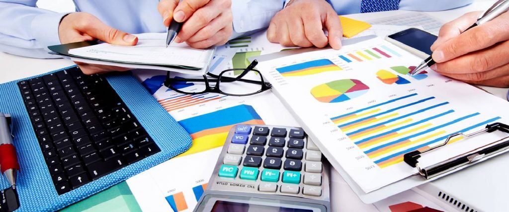 Professional auditor in Selaiyur providing accurate financial audits for businesses